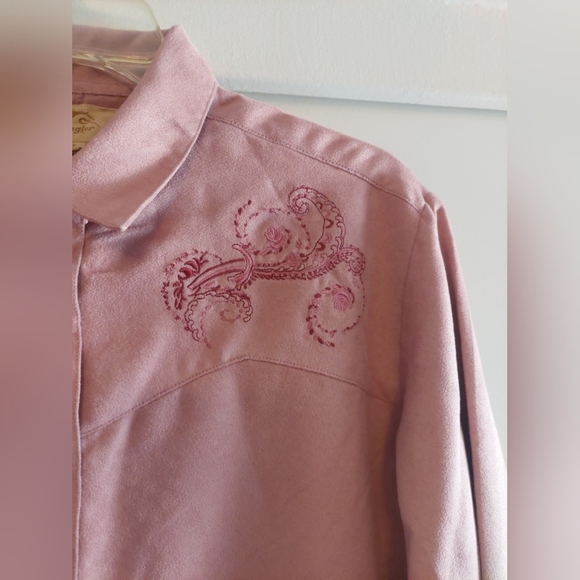 Vintage Wrangler Floral embroidered Pearl Snap Longsleeve Western Shirt XL Pink - Picture 4 of 9